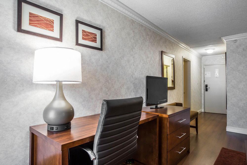 Best Western Plus Greenville I-385 Inn & Suites Zewnętrze zdjęcie